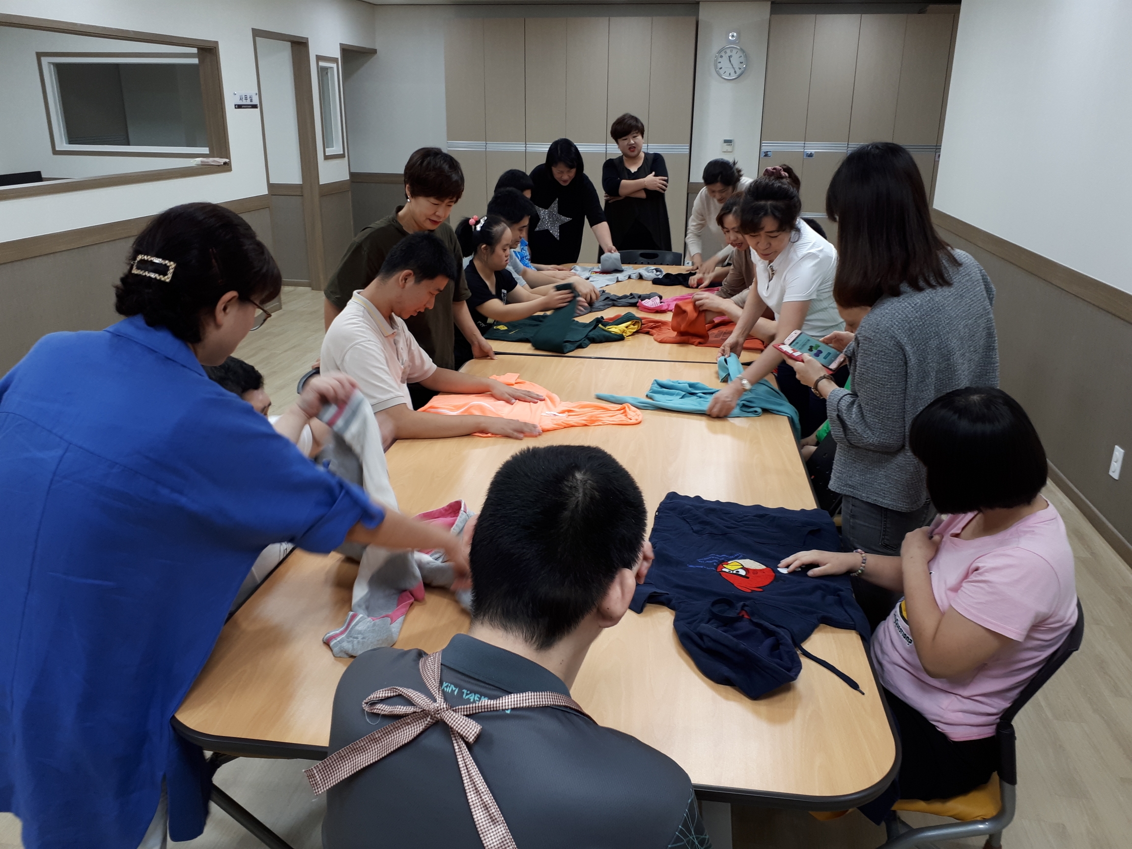 방문요양, 주간보호센터 시행규칙 ( 법령 ) 동구종합사회복지관 | 정리수납활동 9월 - 장애인주간보호센터 > 갤러리” style=”width:100%” title=”동구종합사회복지관 | 정리수납활동 9월 – 장애인주간보호센터 > 갤러리”><figcaption>동구종합사회복지관 | 정리수납활동 9월 – 장애인주간보호센터 > 갤러리</figcaption></figure>
<figure><img decoding=